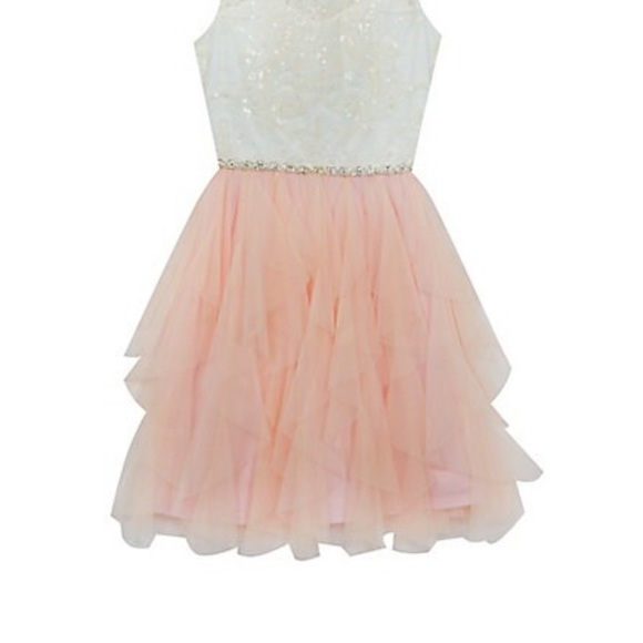 Embroidered Mesh Cascade Dress - Picture 7 of 8